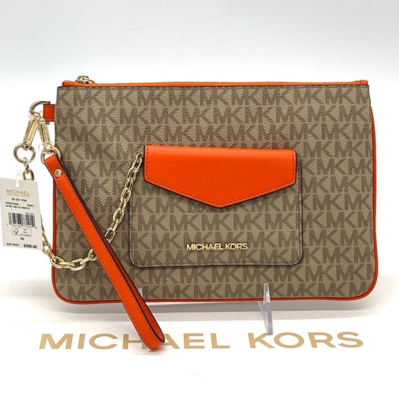 Michael Kors Large 2 in 1 Card Case Wristlet - Picture 8 of 11